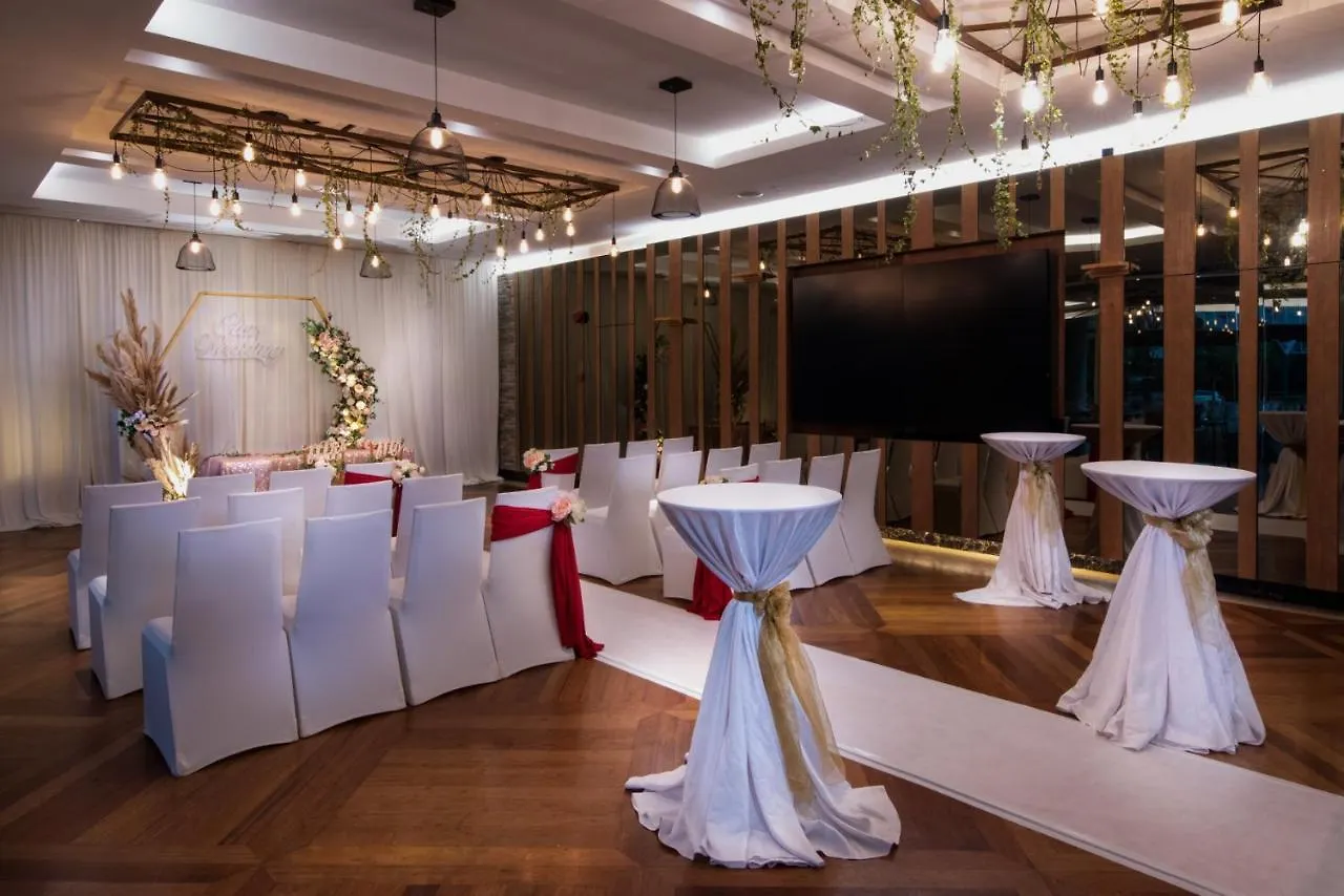 Olive Tree Hotel Penang Bayan Lepas 4*,